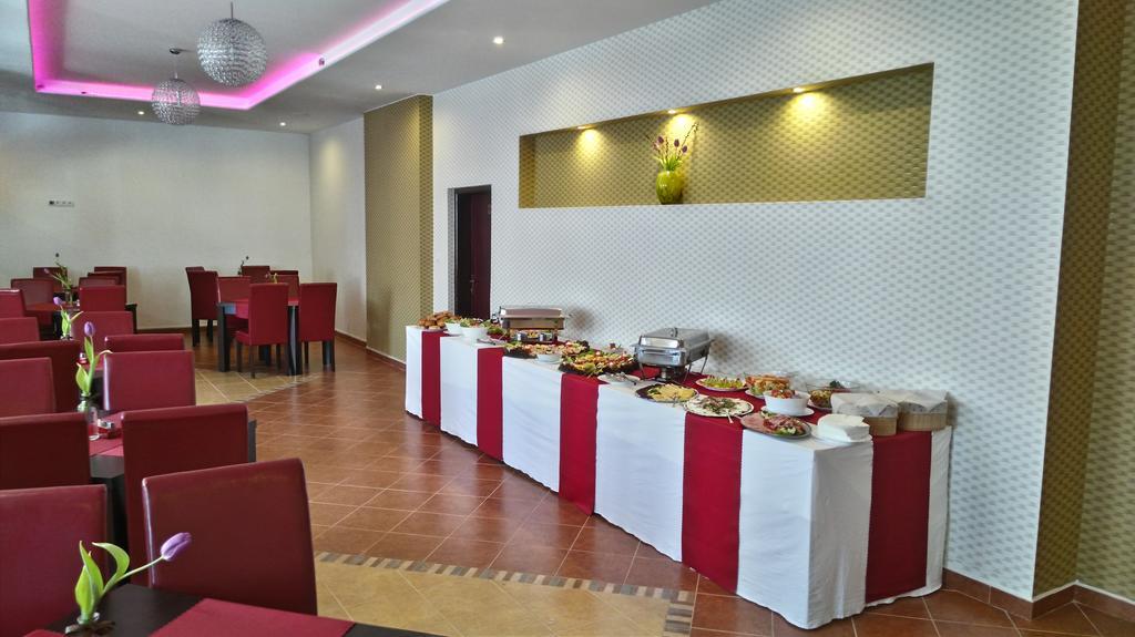 Hotel Guľa Batizovce Buitenkant foto